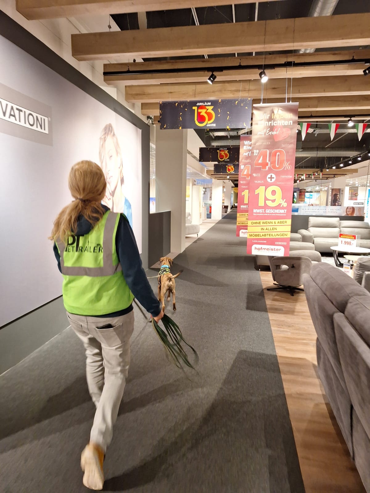 00a2b114-151e-4341-9043-1d802196e70f